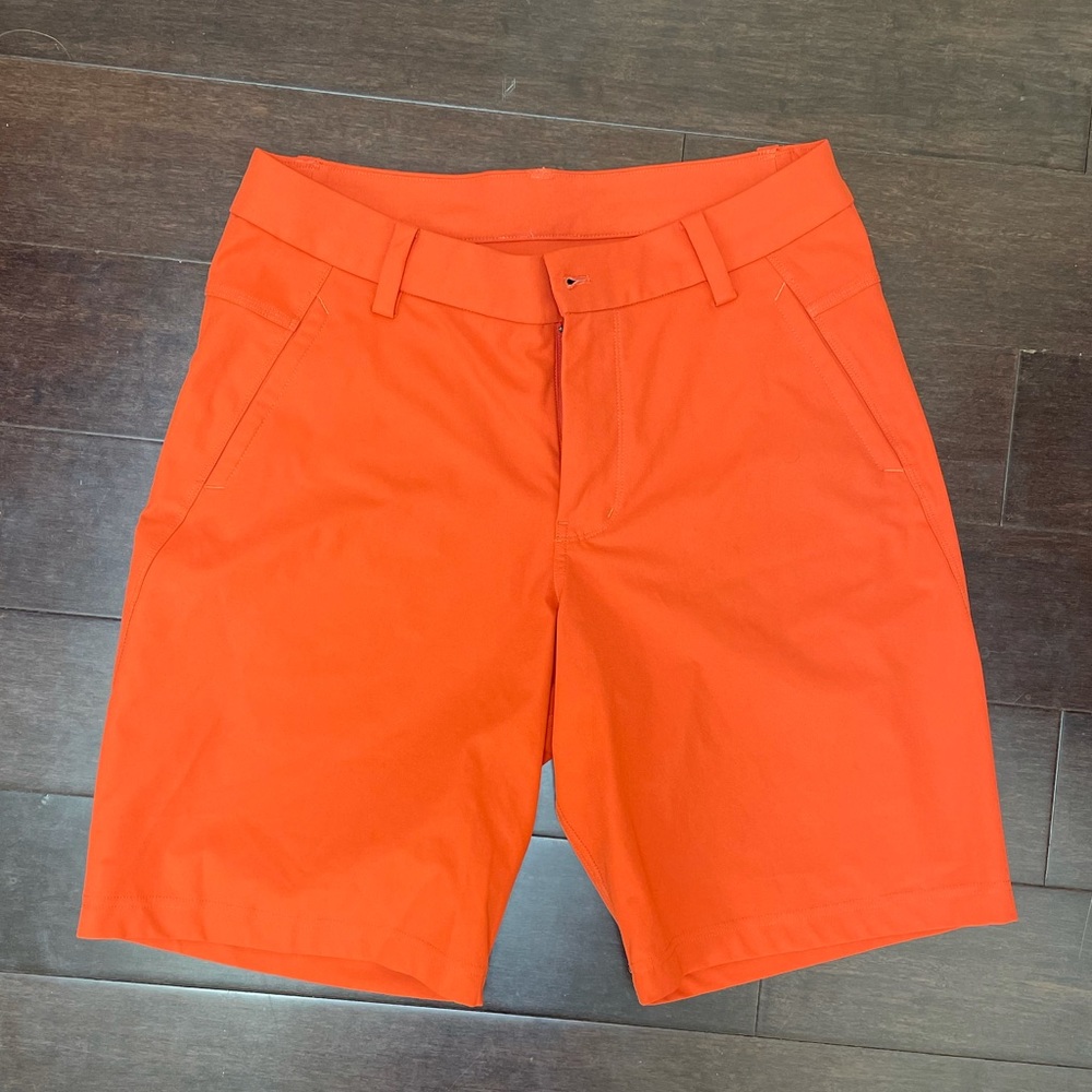 Lululemon Golf Shorts “Warpstreme Fabric”